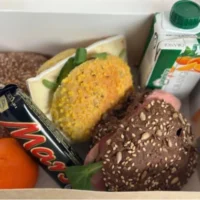 LUNCH BOX LUXE PP V.A. 8 PERS.